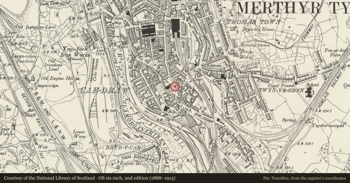 Ordnance Survey six-inch map, 2nd edition (1888–1913) covering the location of Gates & Railings at St Tydfil's Churchyard, Town, Merthyr Tydfil, with a pin at the register's coordinates