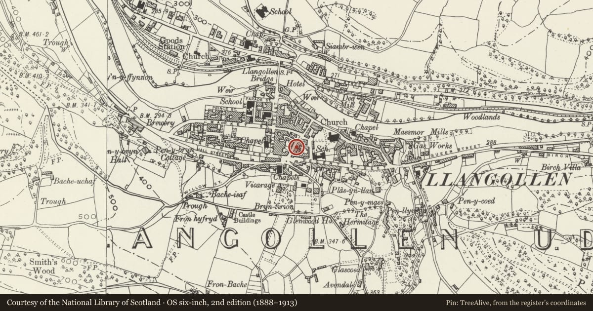 Ordnance Survey six-inch map, 2nd edition (1888–1913) covering the location of 9 Chapel Street, Llangollen, Denbighshire, with a pin at the register's coordinates