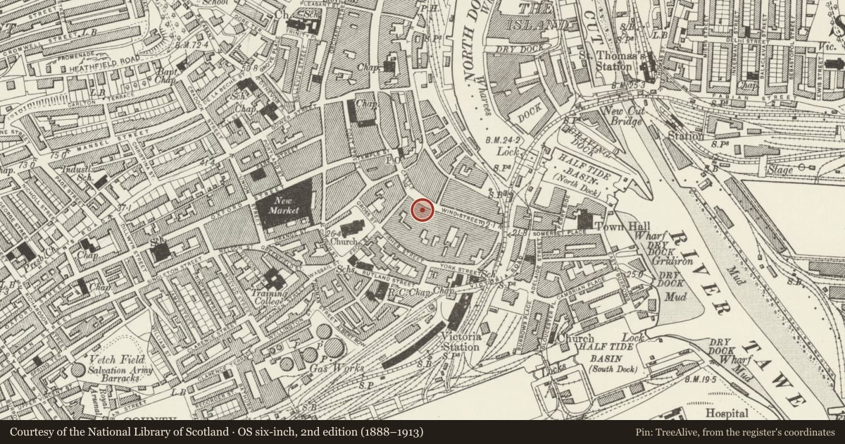 Ordnance Survey six-inch map, 2nd edition (1888–1913) covering the location of 61 Wind Street, Castle, Swansea, with a pin at the register's coordinates