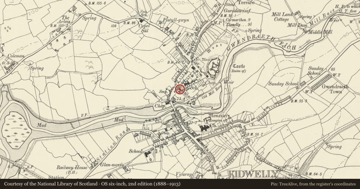 Ordnance Survey six-inch map, 2nd edition (1888–1913) covering the location of The Town Gate, Kidwelly, Carmarthenshire, with a pin at the register's coordinates