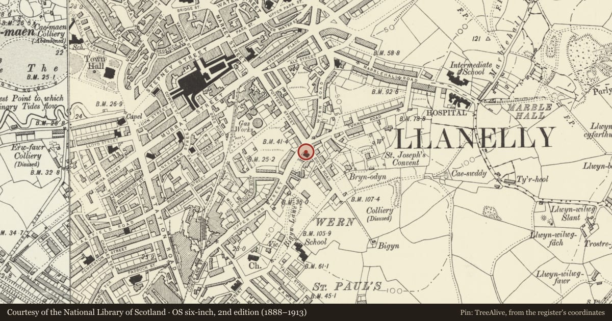 Ordnance Survey six-inch map, 2nd edition (1888–1913) covering the location of Calfaria Baptist Chapel, including railings, Llanelli, Carmarthenshire, with a pin at the register's coordinates