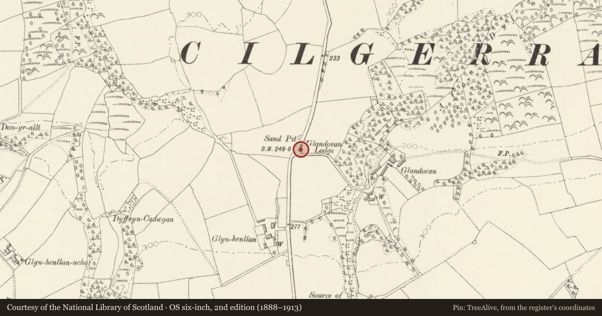 Ordnance Survey six-inch map, 2nd edition (1888–1913) covering the location of Glandovan Lodge, Cilgerran, Pembrokeshire, with a pin at the register's coordinates