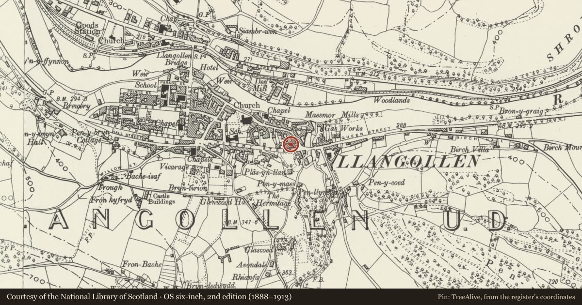 Ordnance Survey six-inch map, 2nd edition (1888–1913) covering the location of 43 Regent Street, Llangollen, Denbighshire, with a pin at the register's coordinates