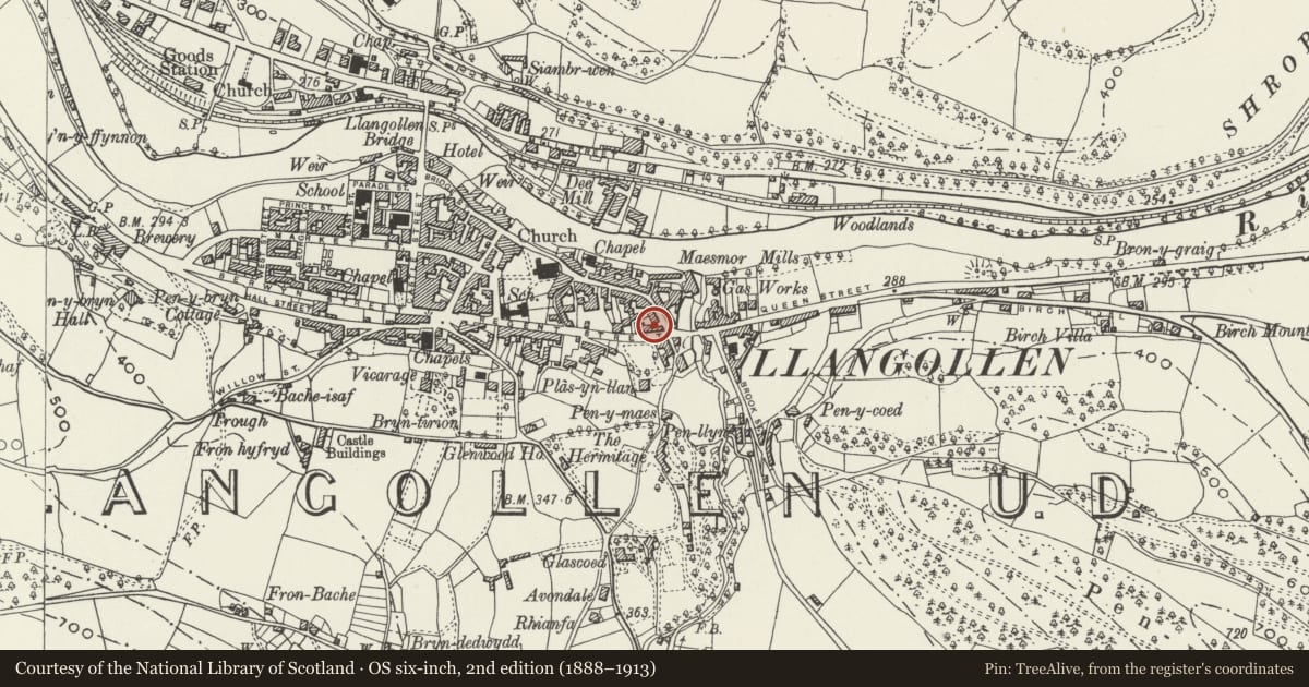 Ordnance Survey six-inch map, 2nd edition (1888–1913) covering the location of 47 Regent Street, Llangollen, Denbighshire, with a pin at the register's coordinates