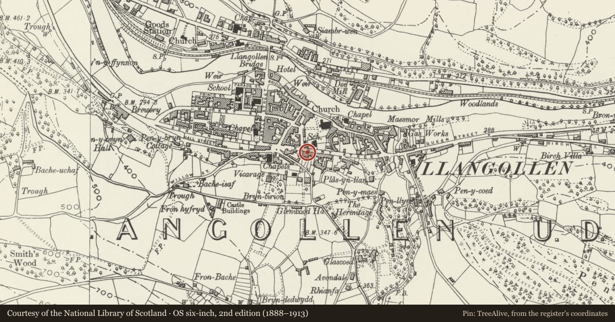 Ordnance Survey six-inch map, 2nd edition (1888–1913) covering the location of 14 Regent Street, Llangollen, Denbighshire, with a pin at the register's coordinates