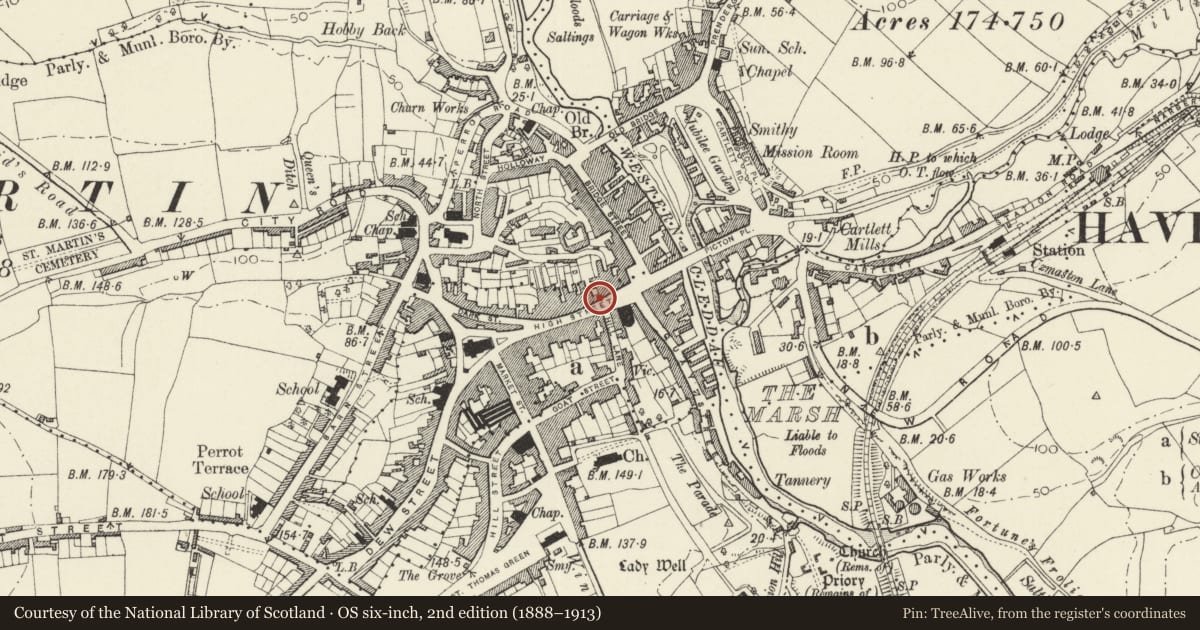 Ordnance Survey six-inch map, 2nd edition (1888–1913) covering the location of 40 High Street, Haverfordwest, Pembrokeshire, with a pin at the register's coordinates