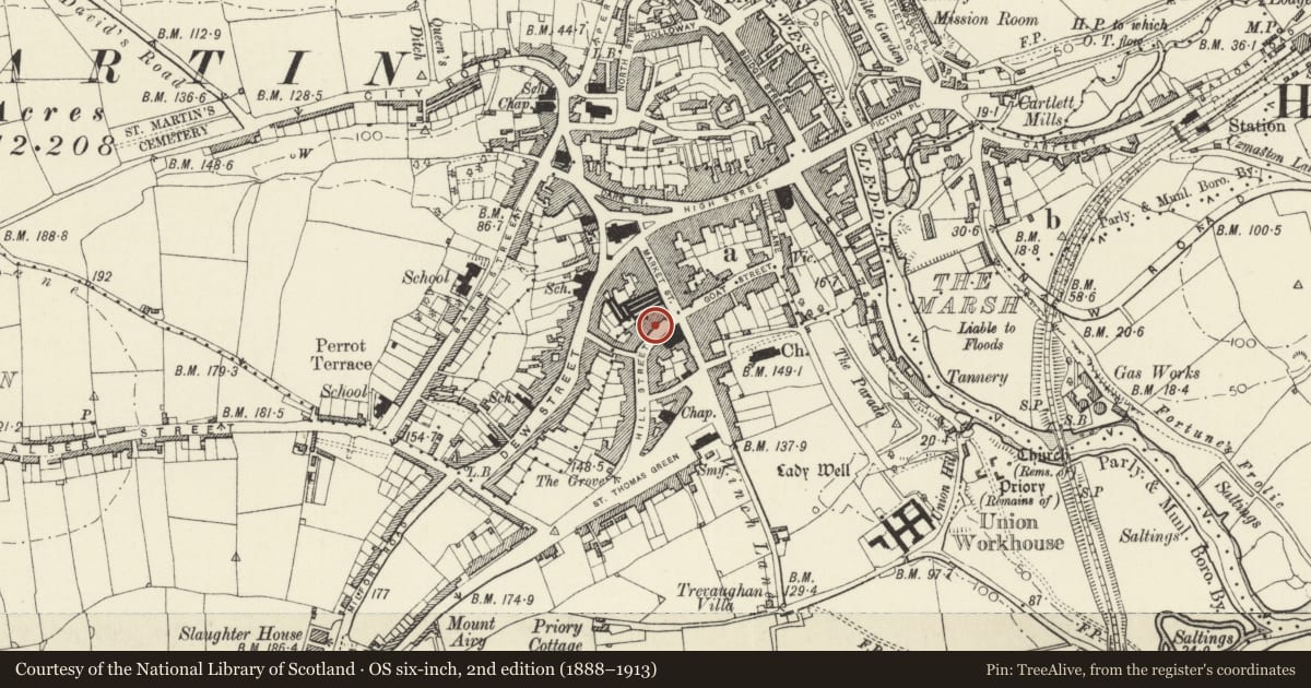 Ordnance Survey six-inch map, 2nd edition (1888–1913) covering the location of 7 Hill Street, Haverfordwest, Pembrokeshire, with a pin at the register's coordinates