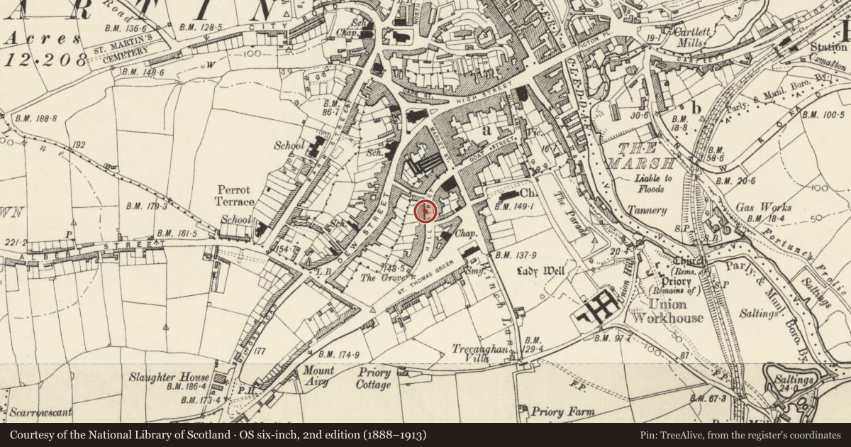 Ordnance Survey six-inch map, 2nd edition (1888–1913) covering the location of 29 Hill Street, Haverfordwest, Pembrokeshire, with a pin at the register's coordinates