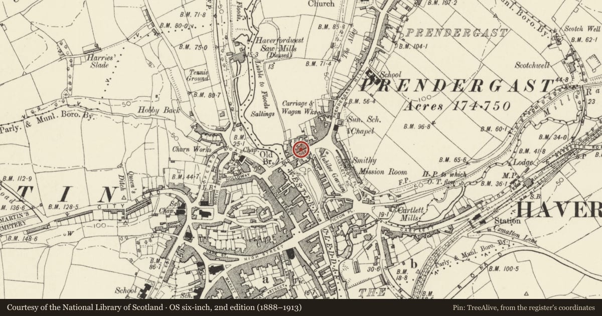 Ordnance Survey six-inch map, 2nd edition (1888–1913) covering the location of 10 Old Bridge, Haverfordwest, Pembrokeshire, with a pin at the register's coordinates