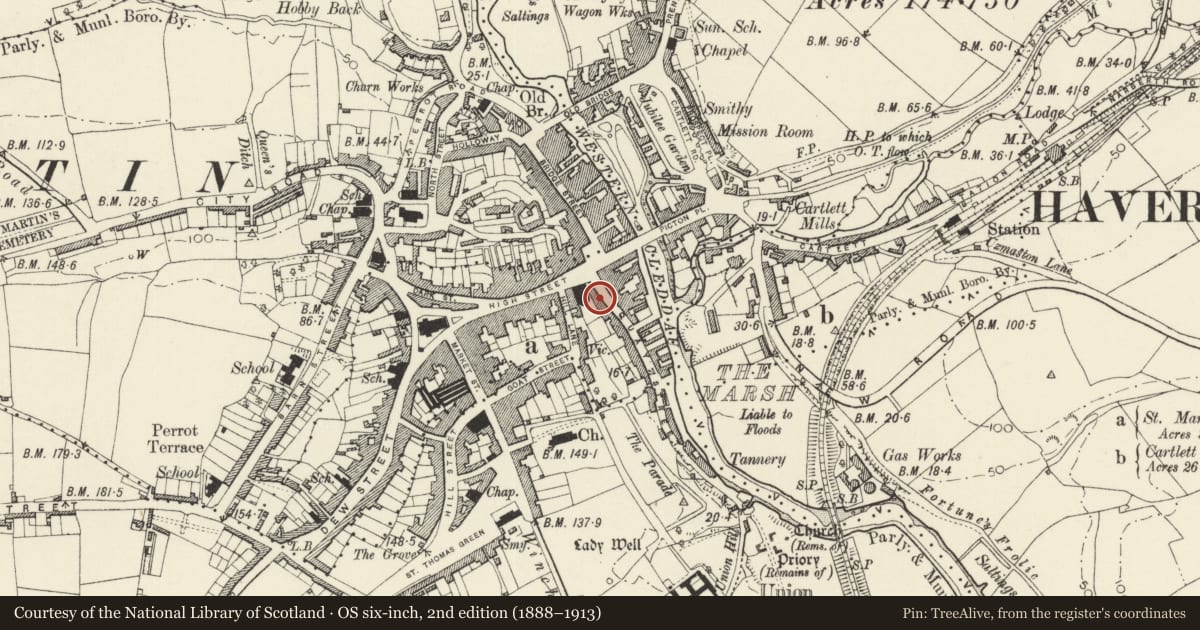 Ordnance Survey six-inch map, 2nd edition (1888–1913) covering the location of Balfour Conservative Club and railings, Haverfordwest, Pembrokeshire, with a pin at the register's coordinates