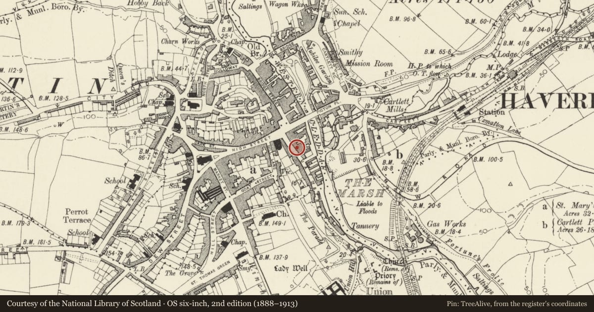 Ordnance Survey six-inch map, 2nd edition (1888–1913) covering the location of 8 Quay Street, Haverfordwest, Pembrokeshire, with a pin at the register's coordinates