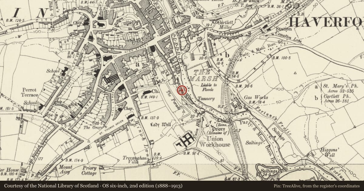 Ordnance Survey six-inch map, 2nd edition (1888–1913) covering the location of Warehouse occupied by Haverfordwest Agricultural Cooperative Society, Pembrokeshire, with a pin at the register's coordinates