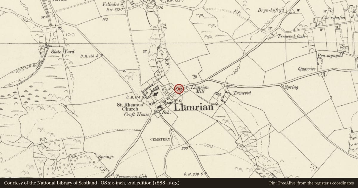 Ordnance Survey six-inch map, 2nd edition (1888–1913) covering the location of Village Pump, Llanrhian, Pembrokeshire, with a pin at the register's coordinates
