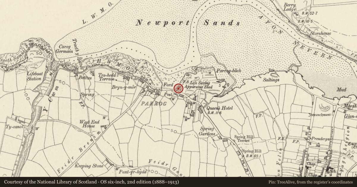 Ordnance Survey six-inch map, 2nd edition (1888–1913) covering the location of Small Limekiln on NW.Side of Carrog Car Park, Newport, Pembrokeshire, with a pin at the register's coordinates