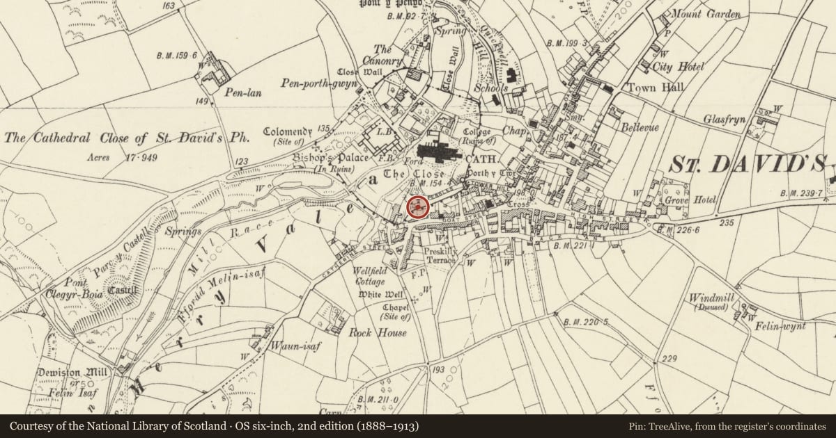 Ordnance Survey six-inch map, 2nd edition (1888–1913) covering the location of The Close Wall (formerly listed with Porth Y Twr), St. David's and the Cathedral Close, Pembrokeshire, with a pin at the register's coordinates