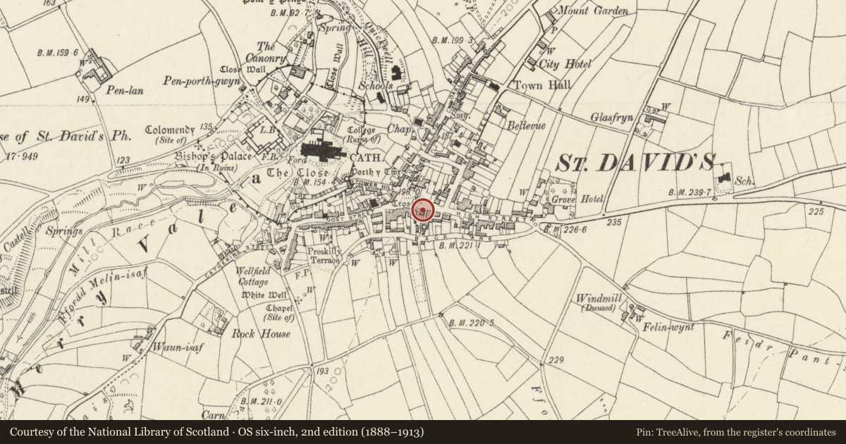 Ordnance Survey six-inch map, 2nd edition (1888–1913) covering the location of Lloyd's Bank, St. David's and the Cathedral Close, Pembrokeshire, with a pin at the register's coordinates