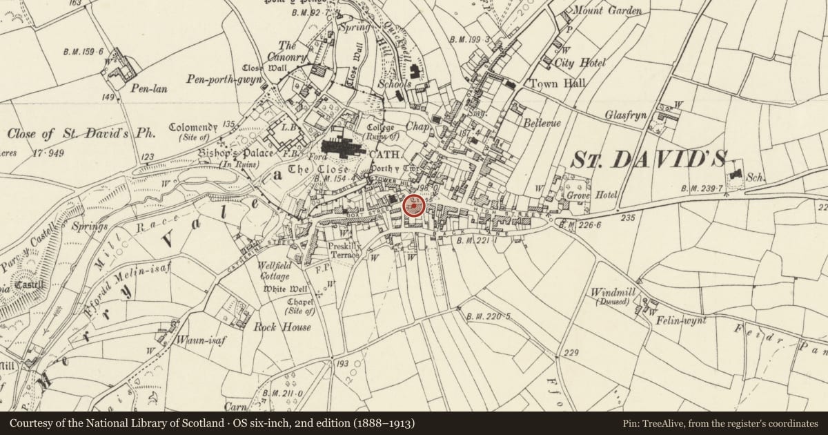 Ordnance Survey six-inch map, 2nd edition (1888–1913) covering the location of Court House, St. David's and the Cathedral Close, Pembrokeshire, with a pin at the register's coordinates