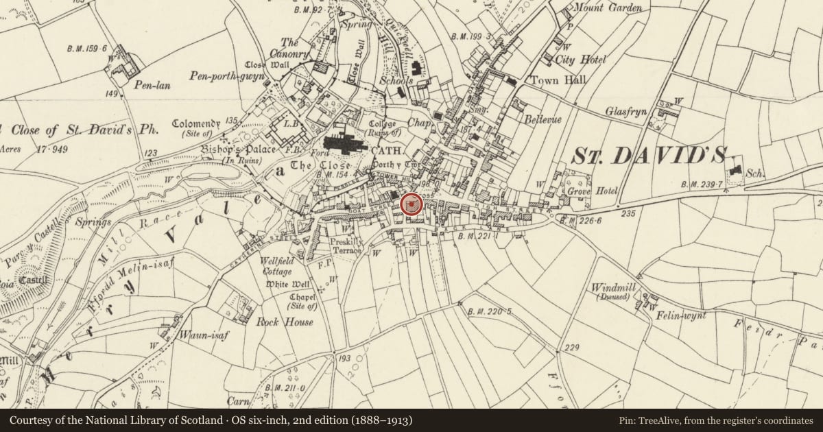 Ordnance Survey six-inch map, 2nd edition (1888–1913) covering the location of Court House, St. David's and the Cathedral Close, Pembrokeshire, with a pin at the register's coordinates
