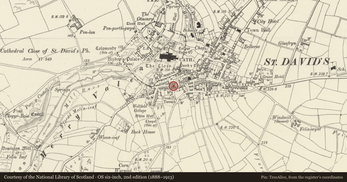 Ordnance Survey six-inch map, 2nd edition (1888–1913) covering the location of 27 Goat Street, St. David's and the Cathedral Close, Pembrokeshire, with a pin at the register's coordinates