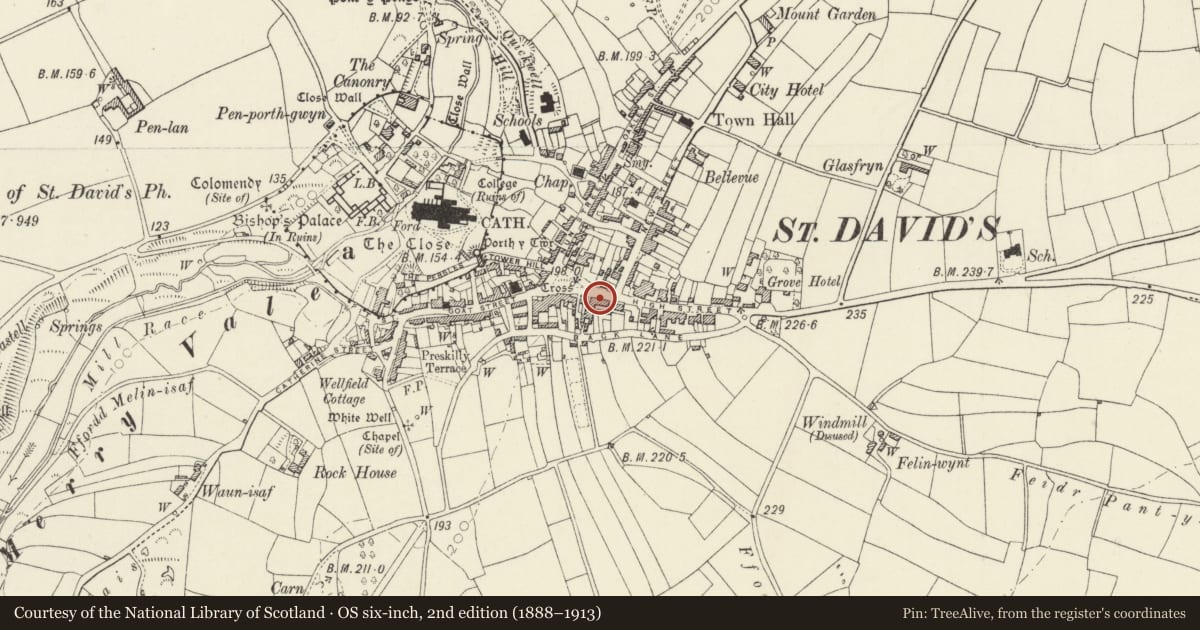 Ordnance Survey six-inch map, 2nd edition (1888–1913) covering the location of 6 High Street, St. David's and the Cathedral Close, Pembrokeshire, with a pin at the register's coordinates