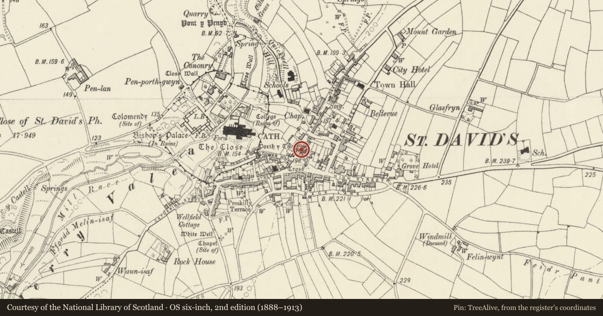 Ordnance Survey six-inch map, 2nd edition (1888–1913) covering the location of 8 Nun Street, St. David's and the Cathedral Close, Pembrokeshire, with a pin at the register's coordinates