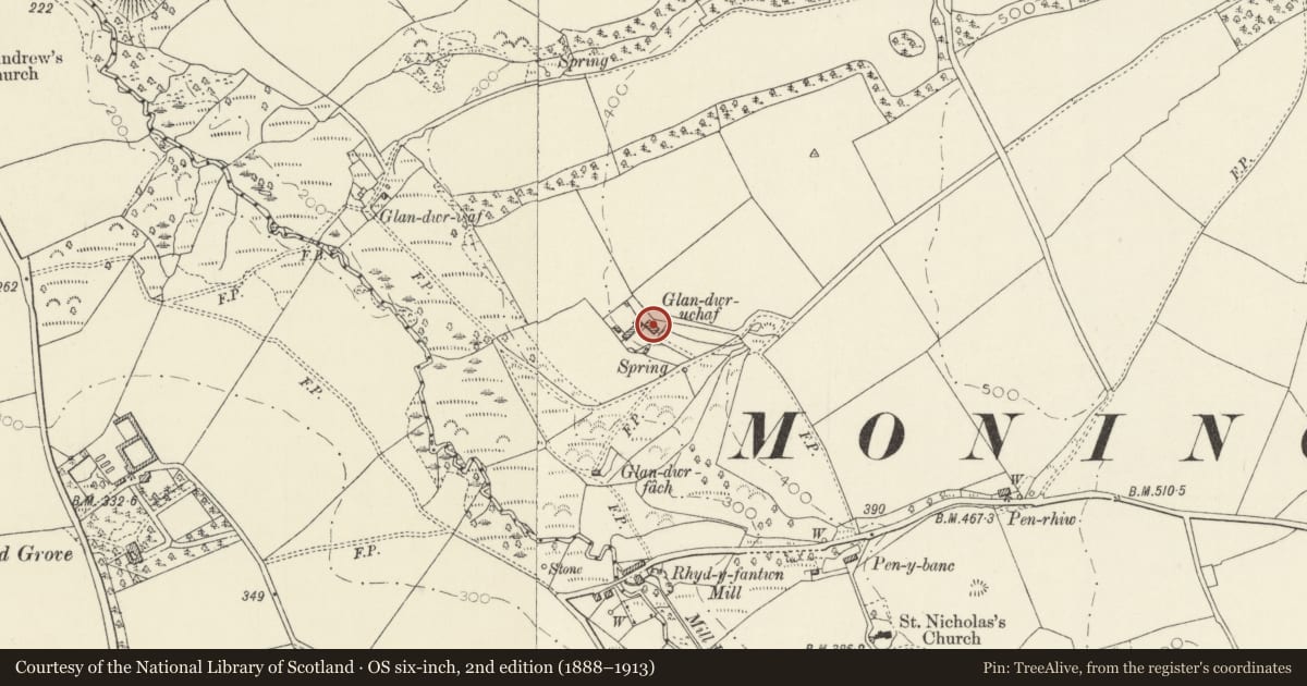 Ordnance Survey six-inch map, 2nd edition (1888–1913) covering the location of Glandwr, including attached outbuilding, Nevern, Pembrokeshire, with a pin at the register's coordinates