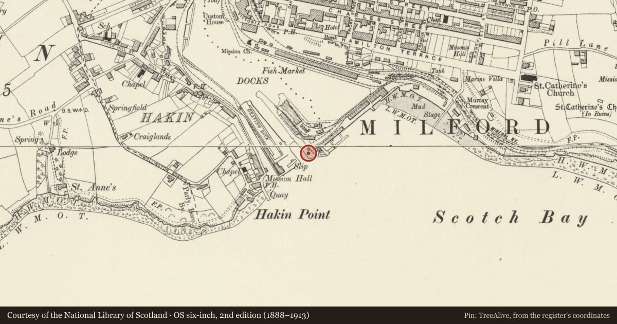 Ordnance Survey six-inch map, 2nd edition (1888–1913) covering the location of One of 28 Bollards Flanking Entrance Lock, Milford Haven, Pembrokeshire, with a pin at the register's coordinates