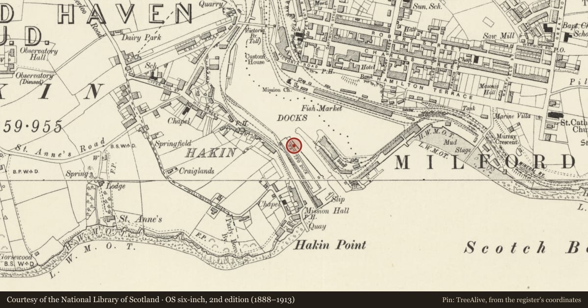 Ordnance Survey six-inch map, 2nd edition (1888–1913) covering the location of One of 28 Bollards Flanking Entrance Lock, Milford Haven, Pembrokeshire, with a pin at the register's coordinates