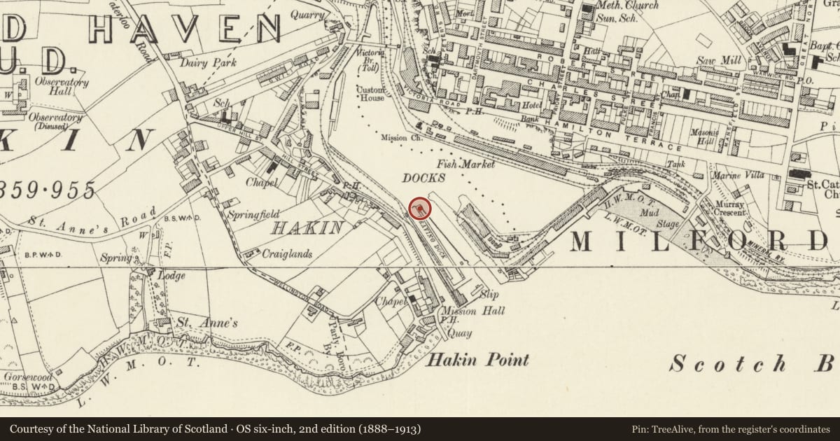 Ordnance Survey six-inch map, 2nd edition (1888–1913) covering the location of One of 5 Capstans adjoining Gates to Entrance Lock, Milford Haven, Pembrokeshire, with a pin at the register's coordinates