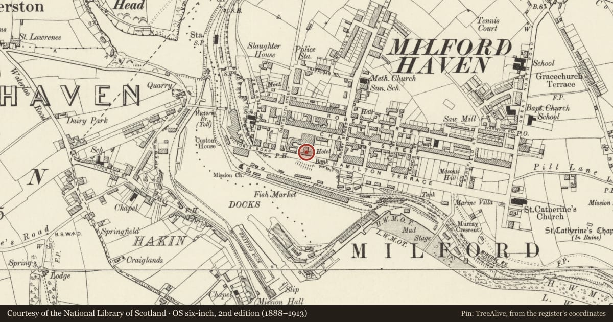 Ordnance Survey six-inch map, 2nd edition (1888–1913) covering the location of The Lord Nelson Hotel, including Low W.Range to St. Hamilton Terrace, Milford Haven, Pembrokeshire, with a pin at the register's coordinates