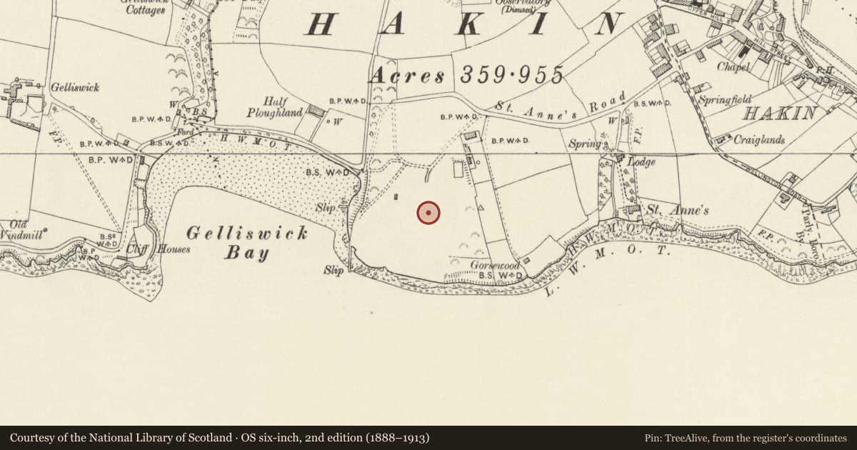 Ordnance Survey six-inch map, 2nd edition (1888–1913) covering the location of Fort Hubberston, Milford Haven, Pembrokeshire, with a pin at the register's coordinates