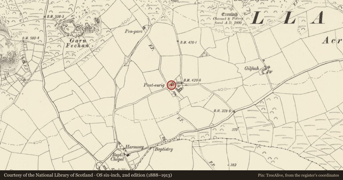 Ordnance Survey six-inch map, 2nd edition (1888–1913) covering the location of Low Cottage attached to W.End of Panteurig, Pencaer, Pembrokeshire, with a pin at the register's coordinates