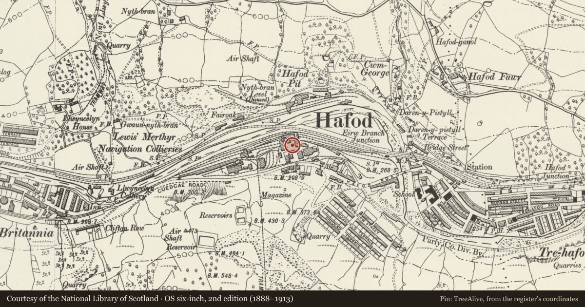 Ordnance Survey six-inch map, 2nd edition (1888–1913) covering the location of Former Lewis Merthyr Colliery lamproom and fan house, Trehafod, Rhondda Cynon Taff, with a pin at the register's coordinates