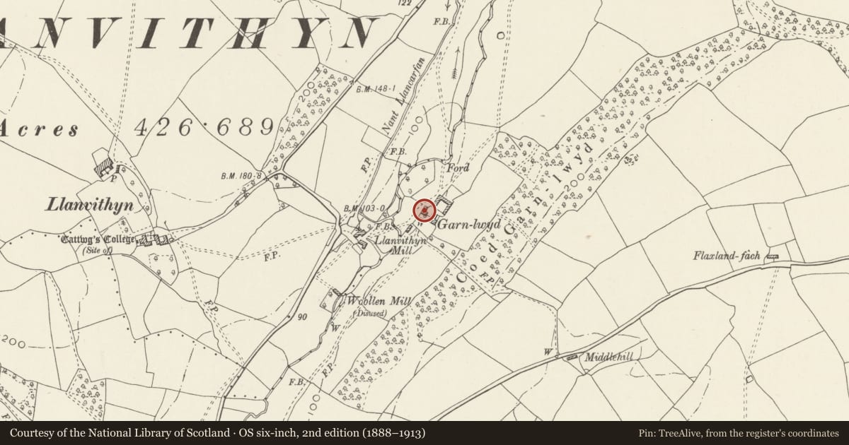Ordnance Survey six-inch map, 2nd edition (1888–1913) covering the location of Barn at Garnllwyd, Llancarfan, Vale of Glamorgan, with a pin at the register's coordinates