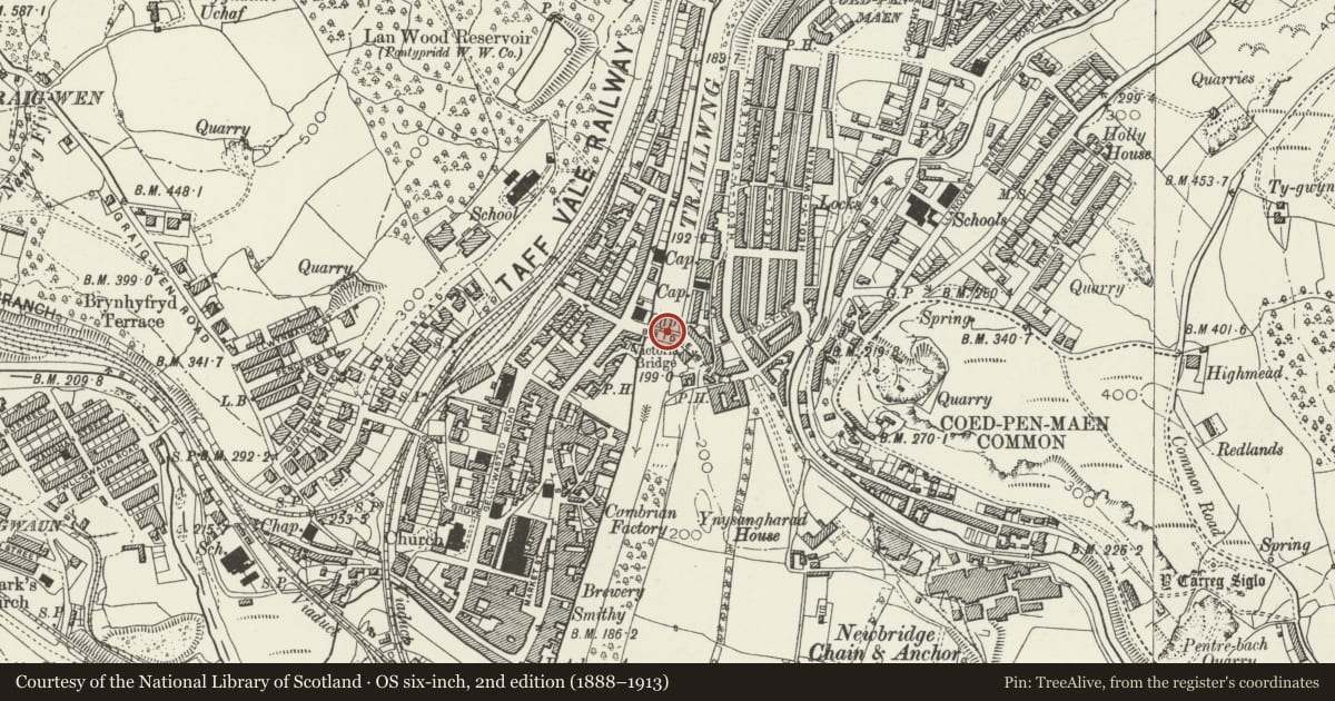 Ordnance Survey six-inch map, 2nd edition (1888–1913) covering the location of Pontypridd Bridge, Rhondda Cynon Taff, with a pin at the register's coordinates