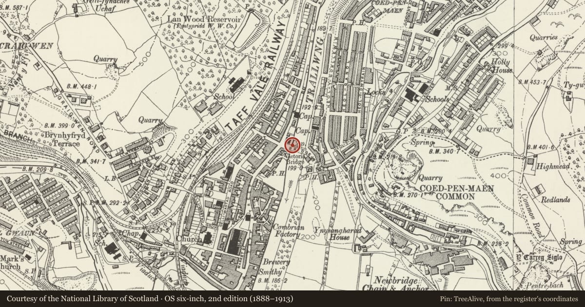 Ordnance Survey six-inch map, 2nd edition (1888–1913) covering the location of Telephone Call-box, Pontypridd, Rhondda Cynon Taff, with a pin at the register's coordinates