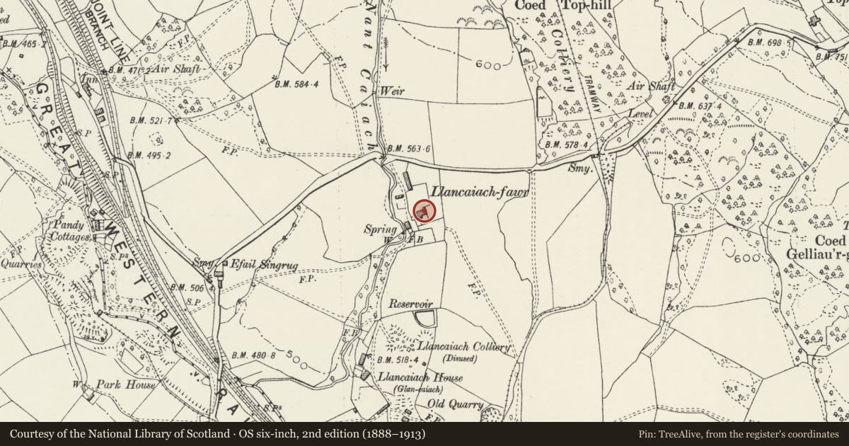 Ordnance Survey six-inch map, 2nd edition (1888–1913) covering the location of Llancaiach-fawr, Gelligaer, Caerphilly, with a pin at the register's coordinates