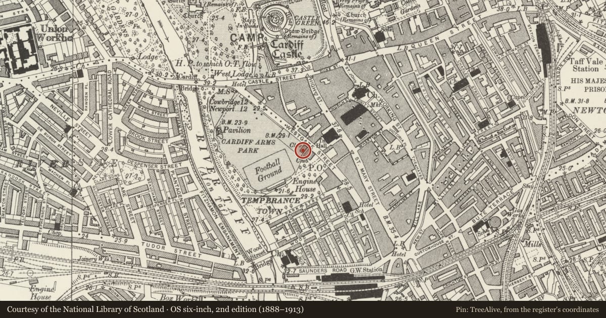 Ordnance Survey six-inch map, 2nd edition (1888–1913) covering the location of Jackson Hall, Castle, Cardiff, with a pin at the register's coordinates