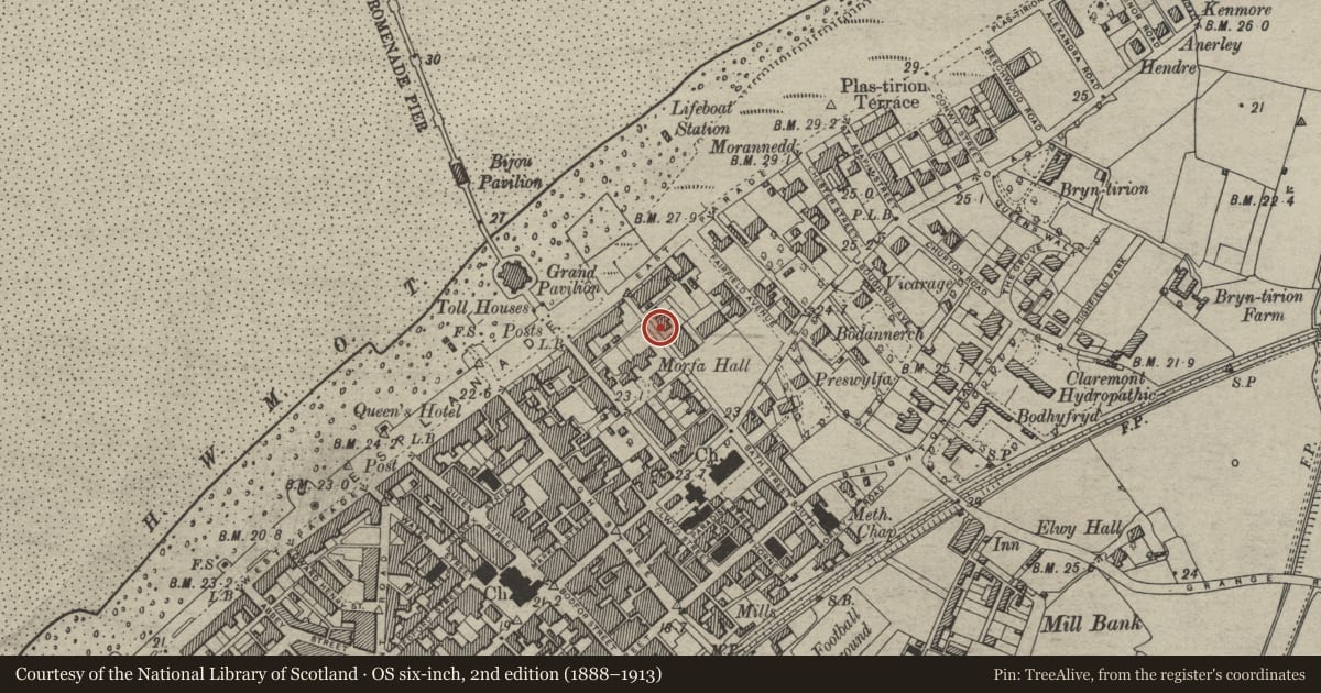 Ordnance Survey six-inch map, 2nd edition (1888–1913) covering the location of Boundry Wall and Gate Piers at The Gables, Rhyl, Denbighshire, with a pin at the register's coordinates
