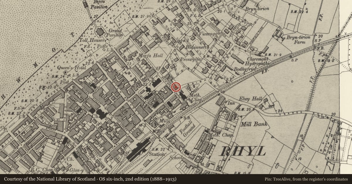 Ordnance Survey six-inch map, 2nd edition (1888–1913) covering the location of 52 Bath Street, Rhyl, Denbighshire, with a pin at the register's coordinates