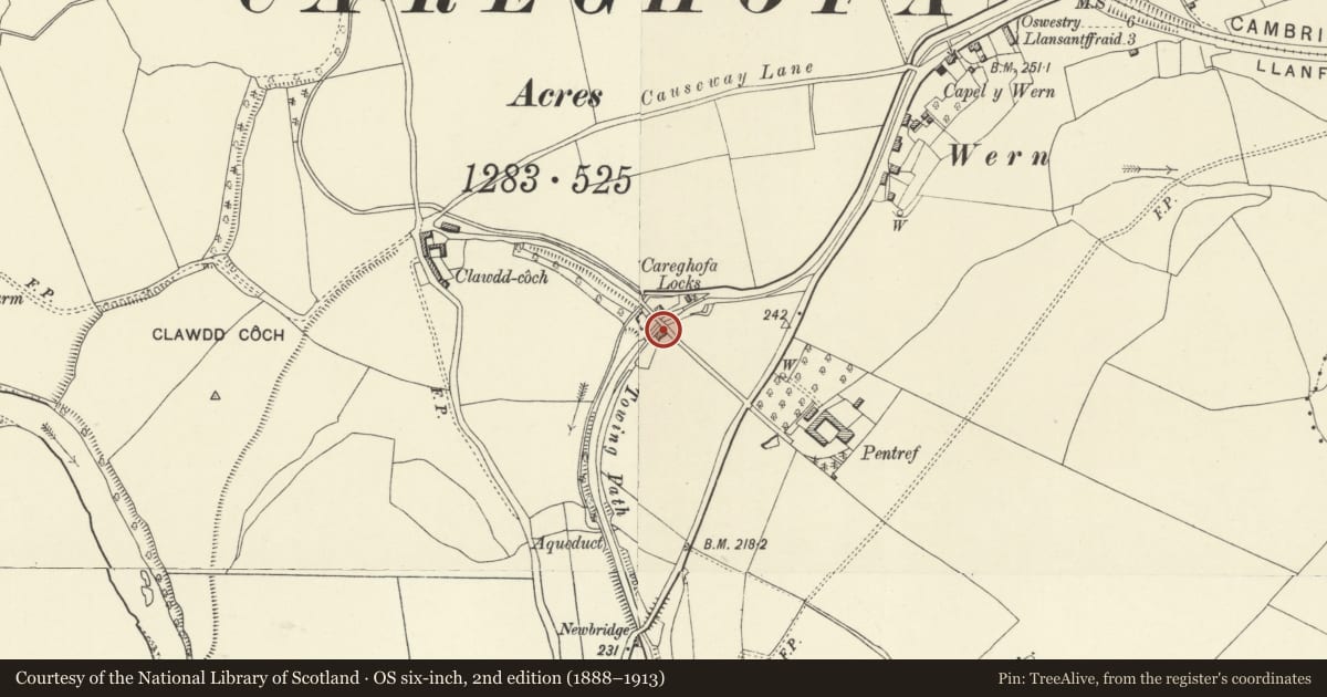 Ordnance Survey six-inch map, 2nd edition (1888–1913) covering the location of Lock-Keeper's Cottage adjoining Lower Lock Chamber on Montgomeryshire Canal, Carreghofa, Powys, with a pin at the register's coordinates