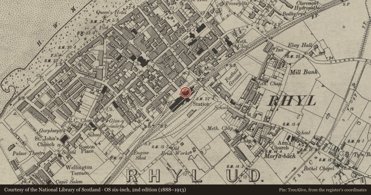 Ordnance Survey six-inch map, 2nd edition (1888–1913) covering the location of Down-Platform Canopy, Rhyl Railway Station, Denbighshire, with a pin at the register's coordinates