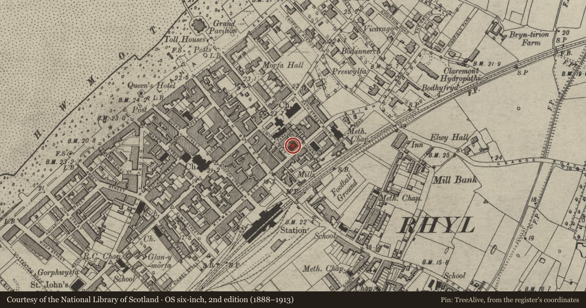 Ordnance Survey six-inch map, 2nd edition (1888–1913) covering the location of Welsh Presbyterian Church, Rhyl, Denbighshire, with a pin at the register's coordinates