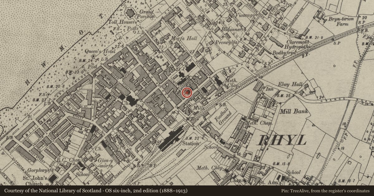 Ordnance Survey six-inch map, 2nd edition (1888–1913) covering the location of Gate Piers, Gates and Railings at Welsh Presbyterian Church, Rhyl, Denbighshire, with a pin at the register's coordinates