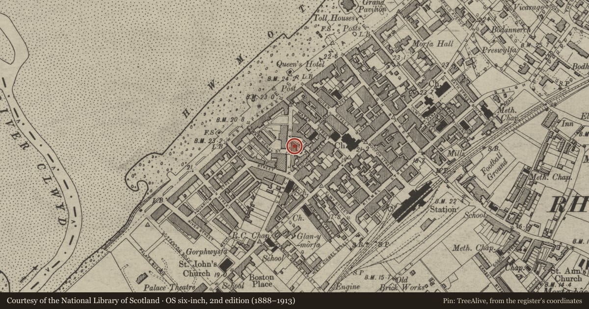 Ordnance Survey six-inch map, 2nd edition (1888–1913) covering the location of 13 Crescent Road, Rhyl, Denbighshire, with a pin at the register's coordinates