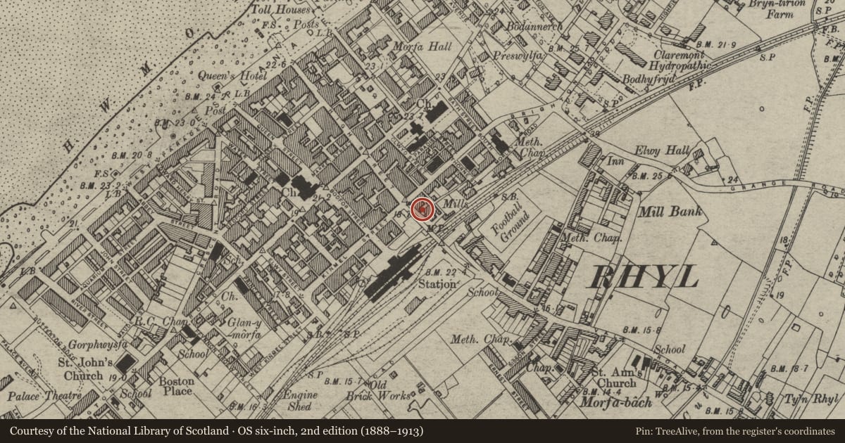 Ordnance Survey six-inch map, 2nd edition (1888–1913) covering the location of 139 High Street, Rhyl, Denbighshire, with a pin at the register's coordinates