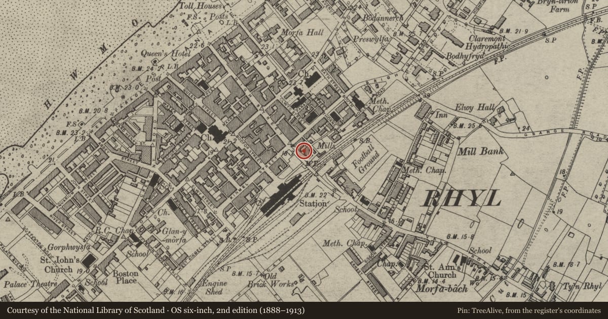 Ordnance Survey six-inch map, 2nd edition (1888–1913) covering the location of 141 High Street, Rhyl, Denbighshire, with a pin at the register's coordinates