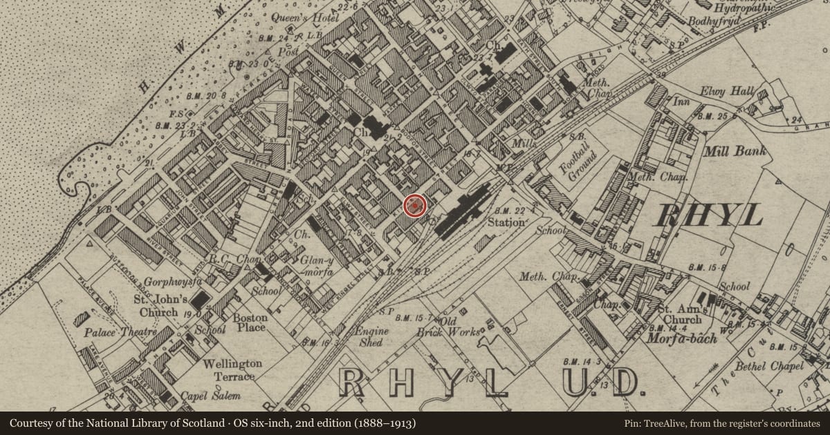 Ordnance Survey six-inch map, 2nd edition (1888–1913) covering the location of Cynval Villas, Rhyl, Denbighshire, with a pin at the register's coordinates