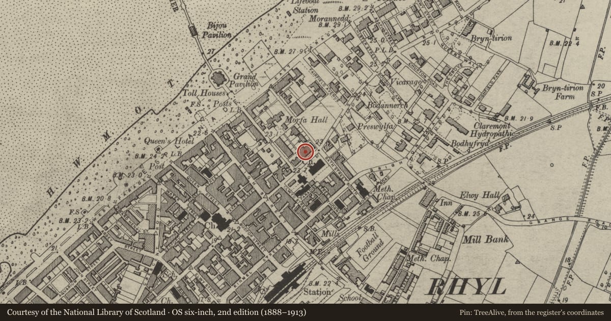 Ordnance Survey six-inch map, 2nd edition (1888–1913) covering the location of 39 Russell Road, Rhyl, Denbighshire, with a pin at the register's coordinates