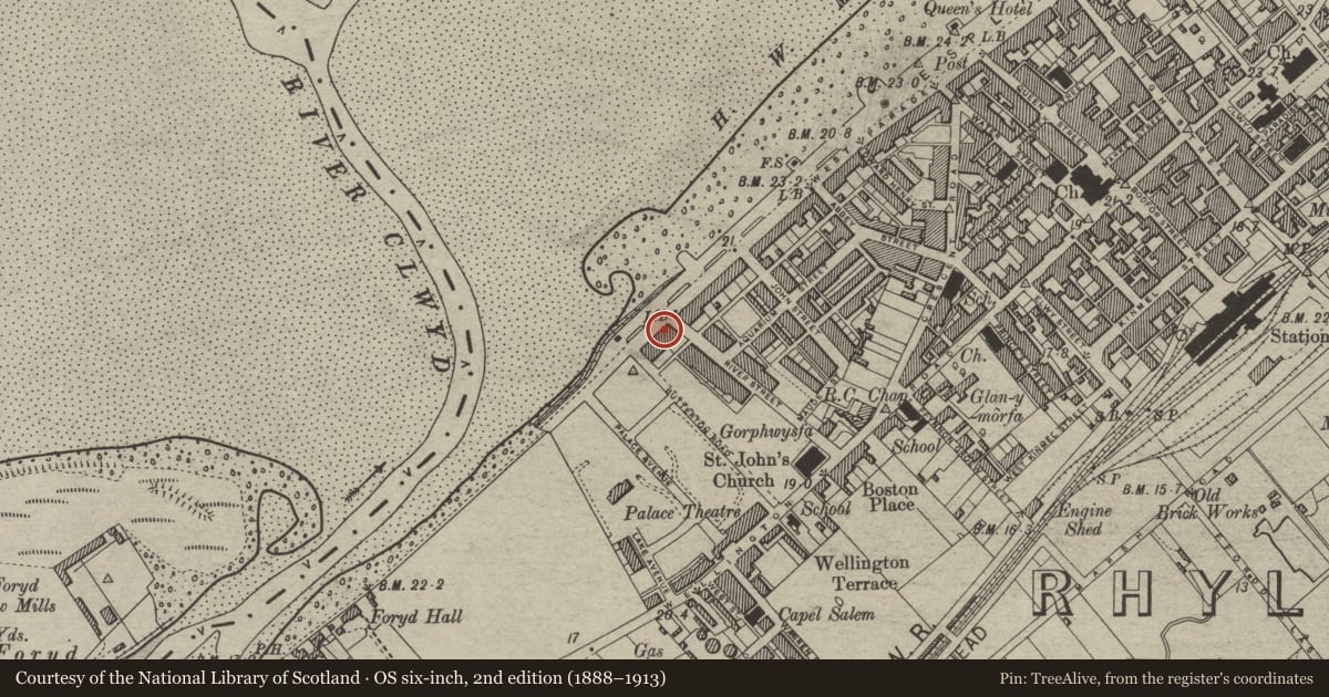 Ordnance Survey six-inch map, 2nd edition (1888–1913) covering the location of 72 West Parade, Rhyl, Denbighshire, with a pin at the register's coordinates